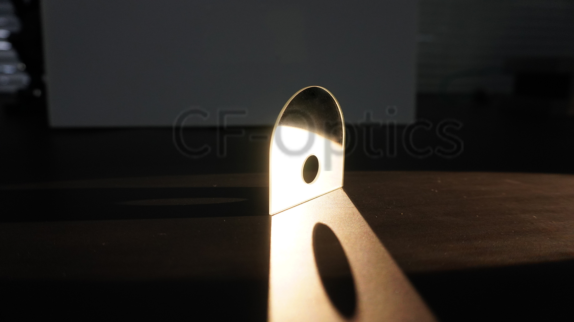 Flat reflector mirror